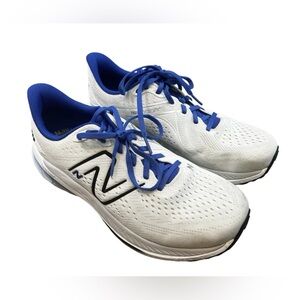 New Balance Men's Fresh Foam X 860 V13 Sneaker in Marine Blue/ White Size 9